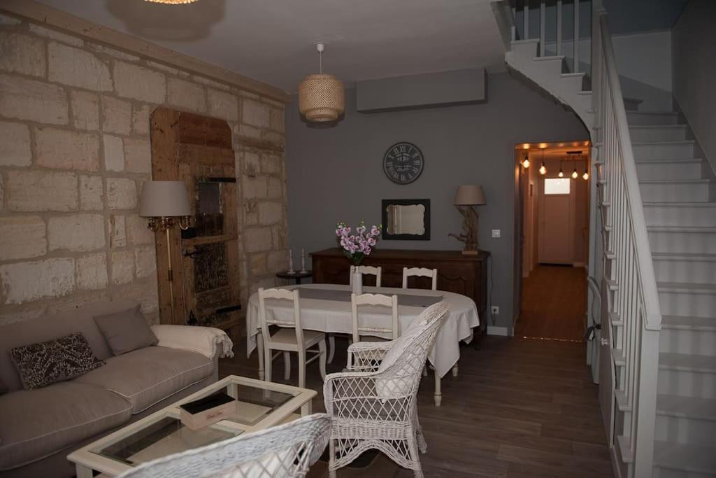 Apartment Bel En Pierre De 100 M2 Avec Cour. Margaux-Cantenac